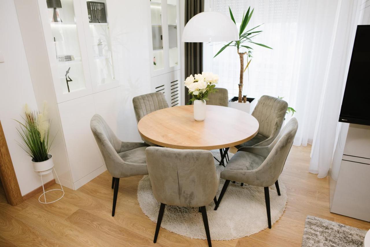 Lusso Apartman Subotica Extérieur photo